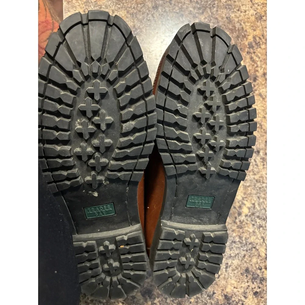 Trader Bay Mens Brown Leather Lug Sole Boat Shoes Moc Toe 77140 669 Size 9.5 D